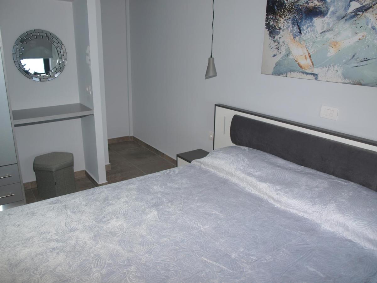 Attic Apartments Agia Anna  Exterior foto