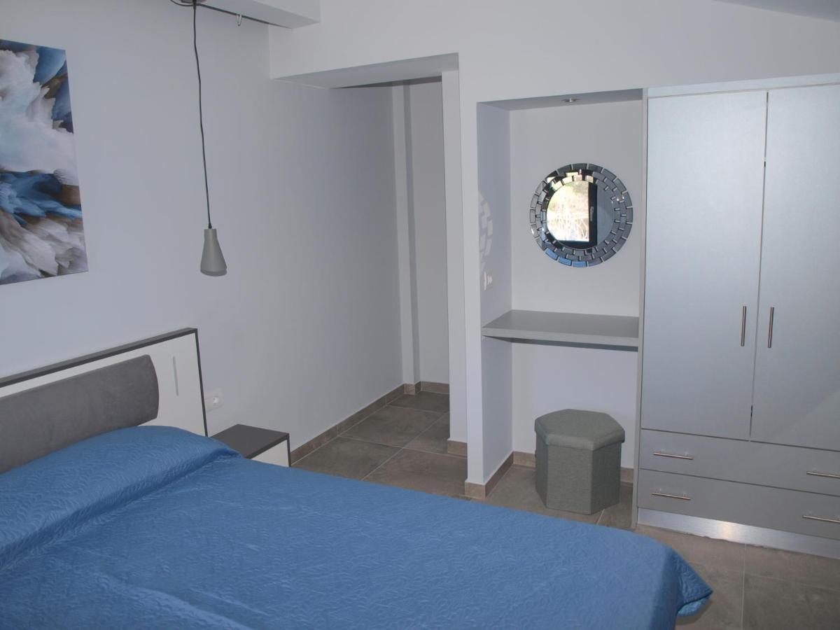 Attic Apartments Agia Anna  Exterior foto